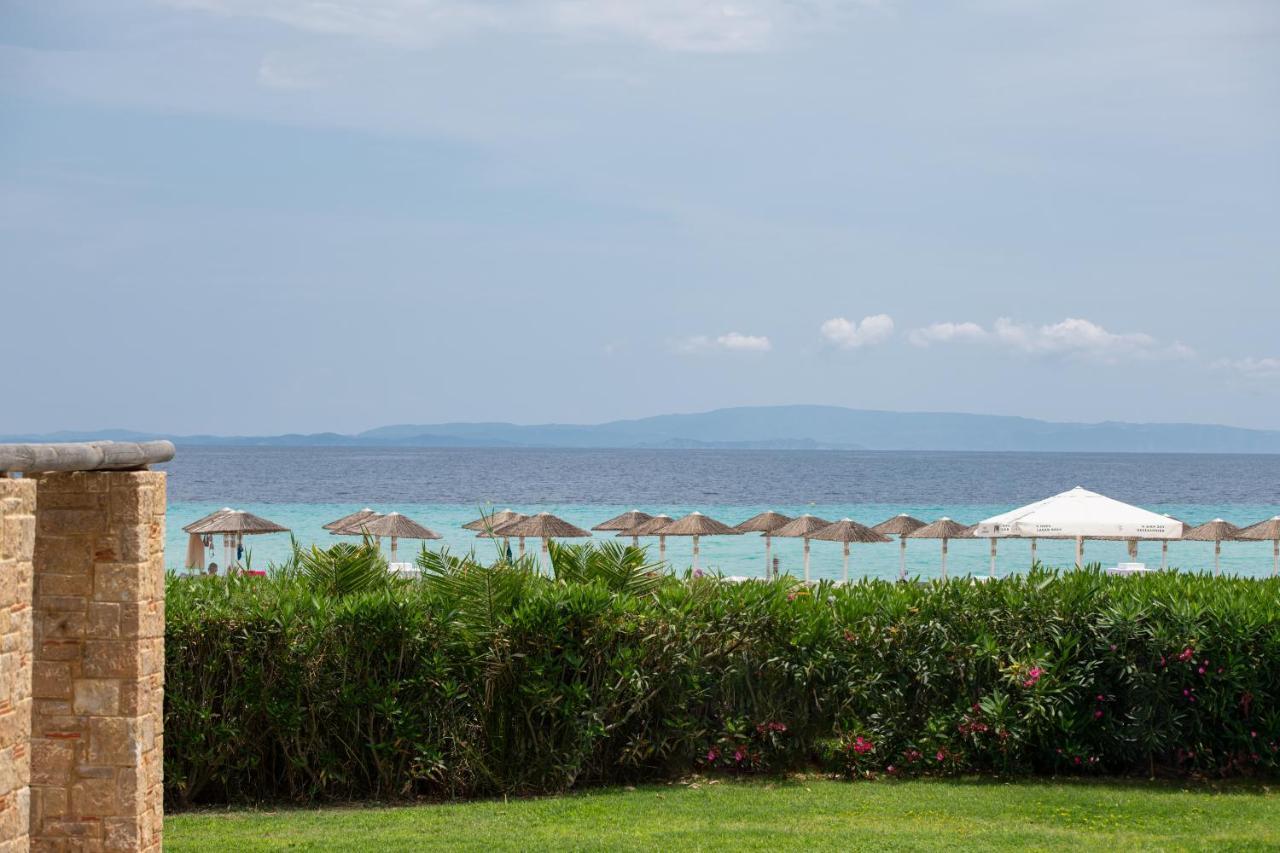 安提戈尼海滩度假酒店 哈爾基季基州 外观 照片
